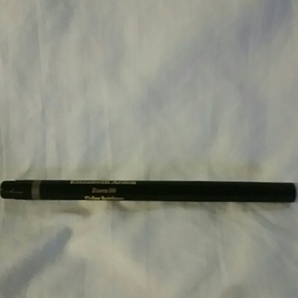 Elizabeth Arden Color Intrigue Eyeliner